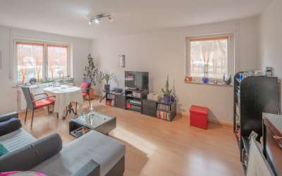 Ideal als Kapitalanlage : Moderne 2,5 Zimmer Eigentumswohnung