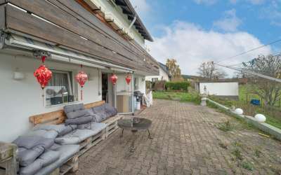 Sonnige Idylle für ein bis zwei Familien