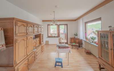 Sofort frei - Großzügiges 2 Familienhaus in Geisingen-Leipferdingen