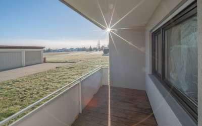 Neu renoviert: 3 Zimmer Mietwohnung im Erdgeschoss mit Terrasse