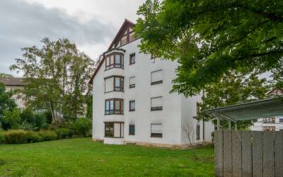 Sonnige Maisonettewohnung ruhig gelegen und kurze Wege in die Innenstadt: Charme, Chick und Esprit inklussive - um diese Perle wird man Sie beneiden