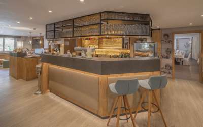 Wer hier einkehren darf, erlebt eine besondere Atmosphäre, die lange in Erinnerung bleibt - Hotel mitten im Grünen