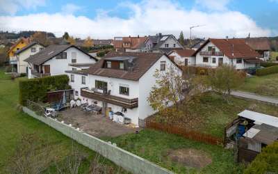 Sonnige Idylle für ein bis zwei Familien