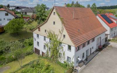 Energetisch saniertes Bauernhaus in ruhiger Lage
