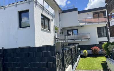 Modernes Wohnen mit Stil – barrierefrei, zentral und dennoch ruhig: 2,5 Zimmer Eigentumswohnung mit Komfort und schick