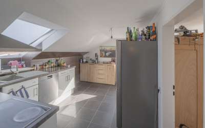 3-Zimmer-Dachgeschosswohnung - Modernes Wohnen mit viel Licht