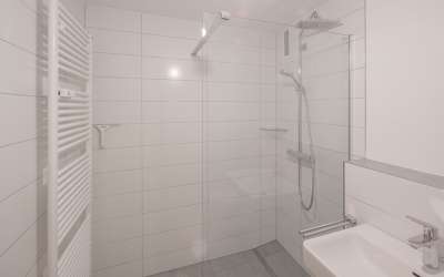 Neu renoviert: 3 Zimmer Mietwohnung im Erdgeschoss mit Terrasse