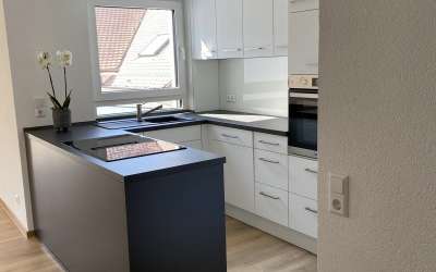 Charmantes Penthouse mit Weitblick über die Dächer der Stadt - hier ist Platz für Tageslicht und Moderne!