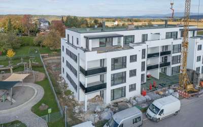 Offene Besichtigung am Sonntag 19.10.25 10.30 - 11.30 Uhr! Moderne 4 Zimmer Neubauwohnung im Erdgeschoss