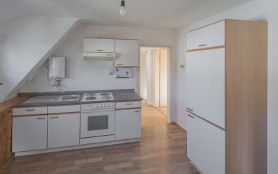 Sonniges 6-Familienhaus mit viel Platz für Ertrag und Rendite