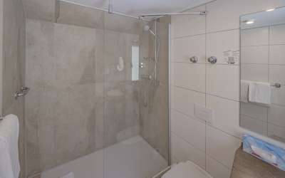 Wer hier einkehren darf, erlebt eine besondere Atmosphäre, die lange in Erinnerung bleibt - Hotel mitten im Grünen