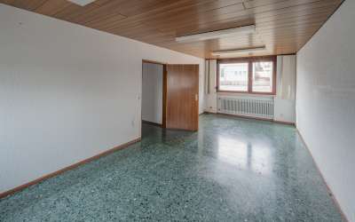 Ebenerdige Bürofläche zu vermieten!