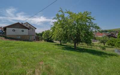 1-2-Familienhaus in toller Lage und schönem Grundstück