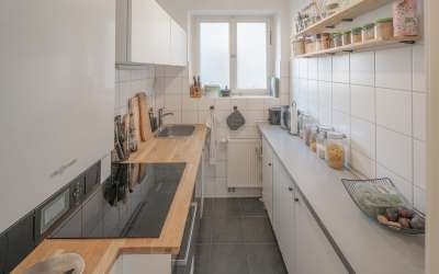 Im idyllischen Westen: vollvermietetes 12-Familienhaus mit viel Platz für Ertrag