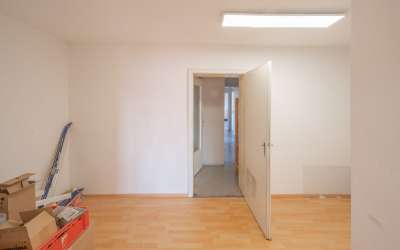 Wohn- und Geschäftshaus in beliebten Wohngebiet