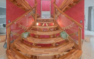 Hier ist Ihr Platz für das besondere Wohnen: mediterranes Villa auf dem Weg zum Bodensee