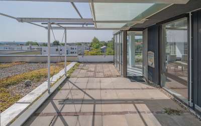 Top moderne 4,5 Zimmer Penthousewohnung über den Dächern von Steinenbronn