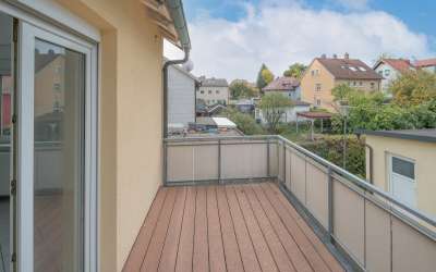 Charmantes Reiheneckhaus mit Garten, Balkon und großzügiger Garage
