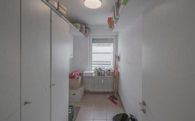 Platz für Eleganz und tres chick: mitten in der Innenstadt - Moderne 5 Zimmer Eigentumswohnung