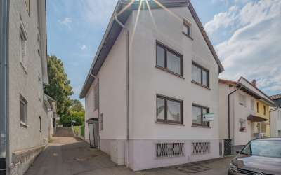 Das große Haus für 1-2 Generationen - im Neckarstadtteil