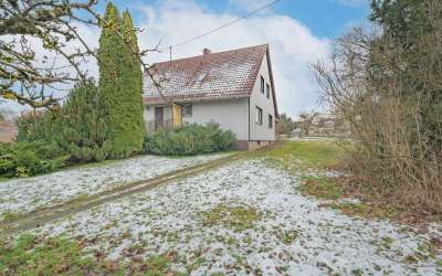Bereit für eine sonnige Landpartie? Sonniges Einfamilienhaus im beliebten Obereschach.