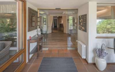 Logenplatz am Kurpark und Therme: Hotel Garni für Ihr Beherbergungskonzept
