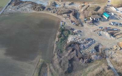 Zu verkaufen: verpachtetes Grundstück (Kiesgrube) in Grenznähe