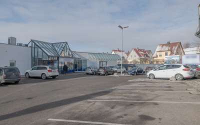 Kapitalanleger aufgepasst! Gut frequentierter Gewerbekomplex in Schwenningen!
