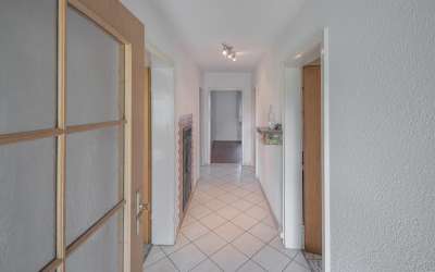 1-2-Familienhaus in toller Lage und schönem Grundstück