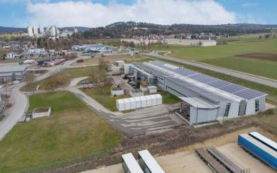 Sonniges, markantes Gewerbeanlageobjekt mit Potential und jungem Baujahr