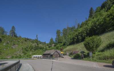 Es steht eine Mühle im Schwarzwälder Tal - romantisches Bauernhaus in markanter, versteckter Seitentallage mit viel Sonne