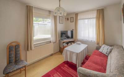 Sonniges und freistehendes Haus in beliebtem Heubergort - AlbTRAUM für die ganze Familie