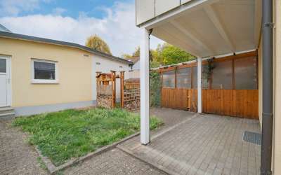 Charmantes Reiheneckhaus mit Garten, Balkon und großzügiger Garage