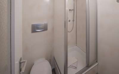 Logenplatz am Kurpark und Therme: Hotel Garni für Ihr Beherbergungskonzept