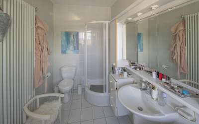 Panorama zum Abendrot aufs Abendbrot! Villa mit Fern- und Weitblicken - im Bungalowstil, mit ELW