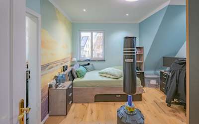 Modernisierte sonnige Stadtvilla für die ganze Familie