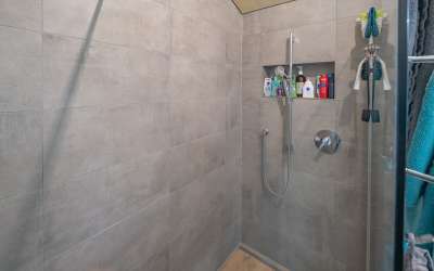 Two in One: hier hat Eleganz und Moderene eine neue doppelte Heimat für Anleger auf der Suche nach dem perfektem Objekt! Worauf warten Sie noch?