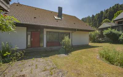 Na hier geht die Sonne auf! Freistehendes Haus mit vielen Möglichkeiten - sonnig, freistehend, attraktiv