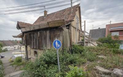 Rustico im Hegau, sucht klugen Handwerker: Bauernhaus zum Kernsanieren und sich Verwirklichen