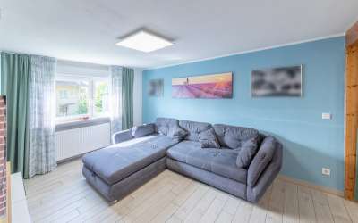 Schönes Einfamilienhaus mit großer landwirtschaftlicher Fläche in Bad Dürrheim-Öfingen