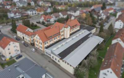 Sonniges Gewerbeareal - hier ist Platz für Ihr Unternehmen, mit vielen Gestaltungsmöglichkeiten