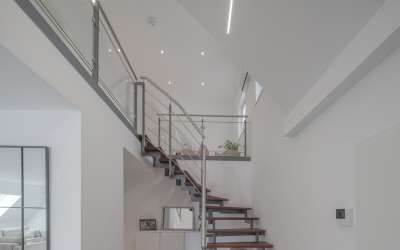 Sonniges und enormes Penthouse mit Heubergpanorama