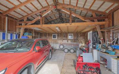 Viel Platz für Sonne und Gemütlichkeit: Einfamilienhaus mit ganz schön Platz und drei Einliegerwohnungen