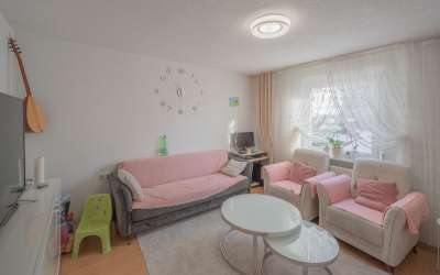 Stadtnahe und ruhige 3,5 Zimmer - Erdgeschosswohnung