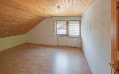 1-2 Familienhaus mit Einliegerwohnung in dem schönen Ort Sulz-Renfrizhausen