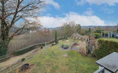 Hier ist Ihr Platz für das besondere Wohnen: mediterranes Villa auf dem Weg zum Bodensee