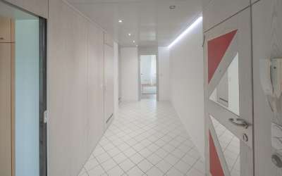 Top moderne 4,5 Zimmer Penthousewohnung über den Dächern von Steinenbronn