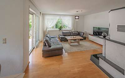 Schönes Einfamilienhaus mit einer Einliegerwohnung