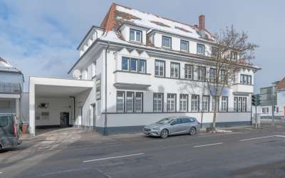 Kapitalanleger aufgepasst! Gut frequentierter Gewerbekomplex in Schwenningen!