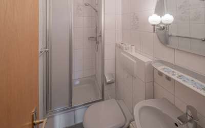 Gepflegtes 2-Familienhaus in zentraler Lage von Gailingen